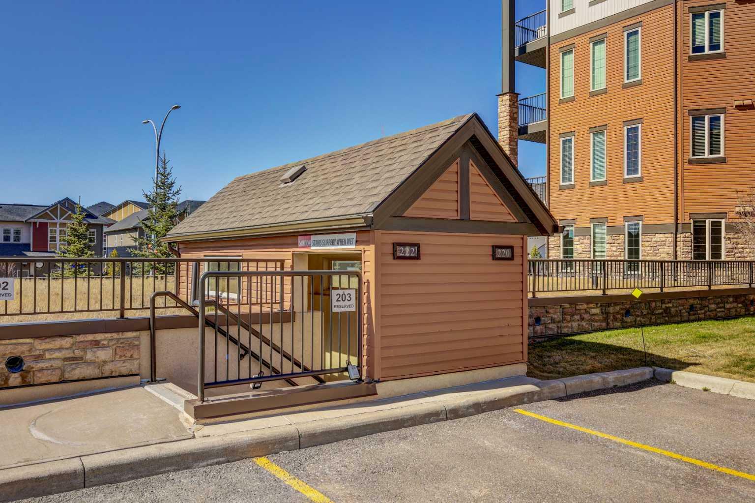 Property Photo: 15 Sunset Square 220 AB T4C 0E7