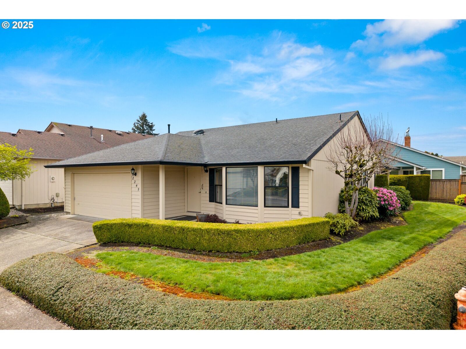 Property Photo:  2245 NE 157th Ave  OR 97230 