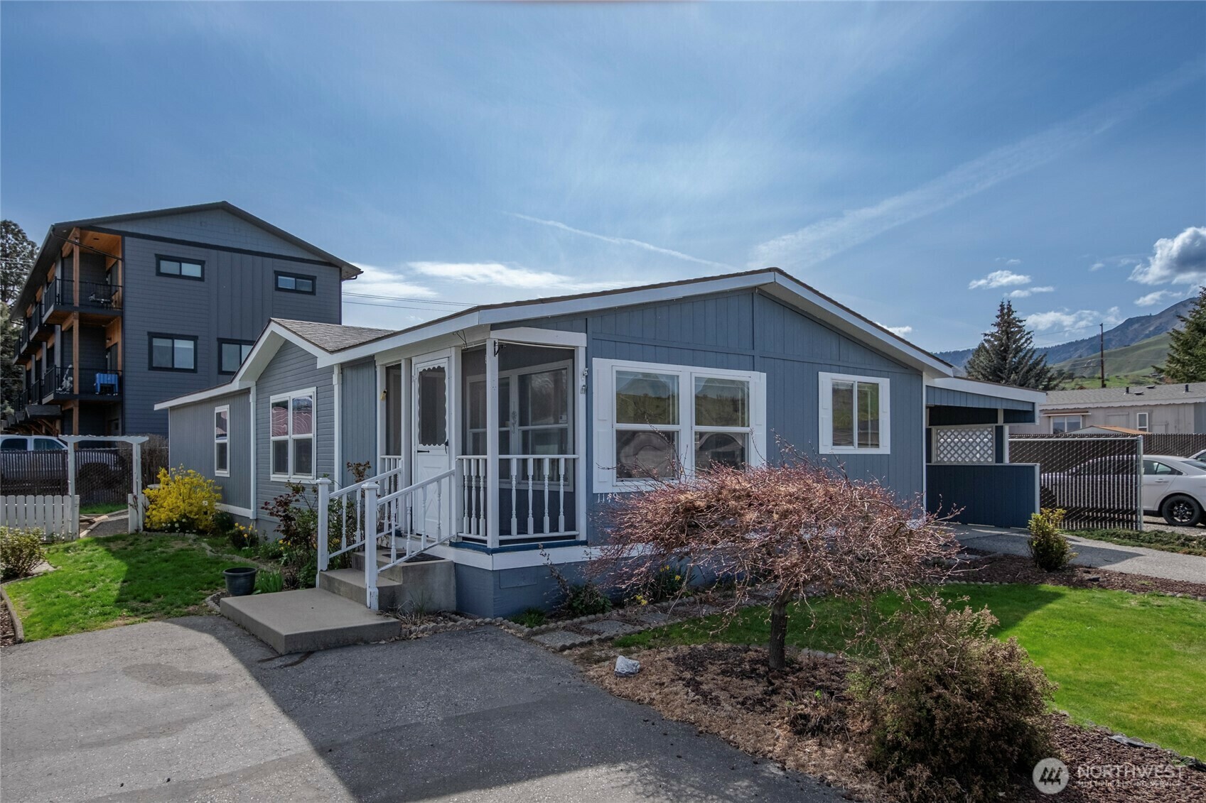 1149  Foothills Lane 25  Wenatchee WA 98801 photo