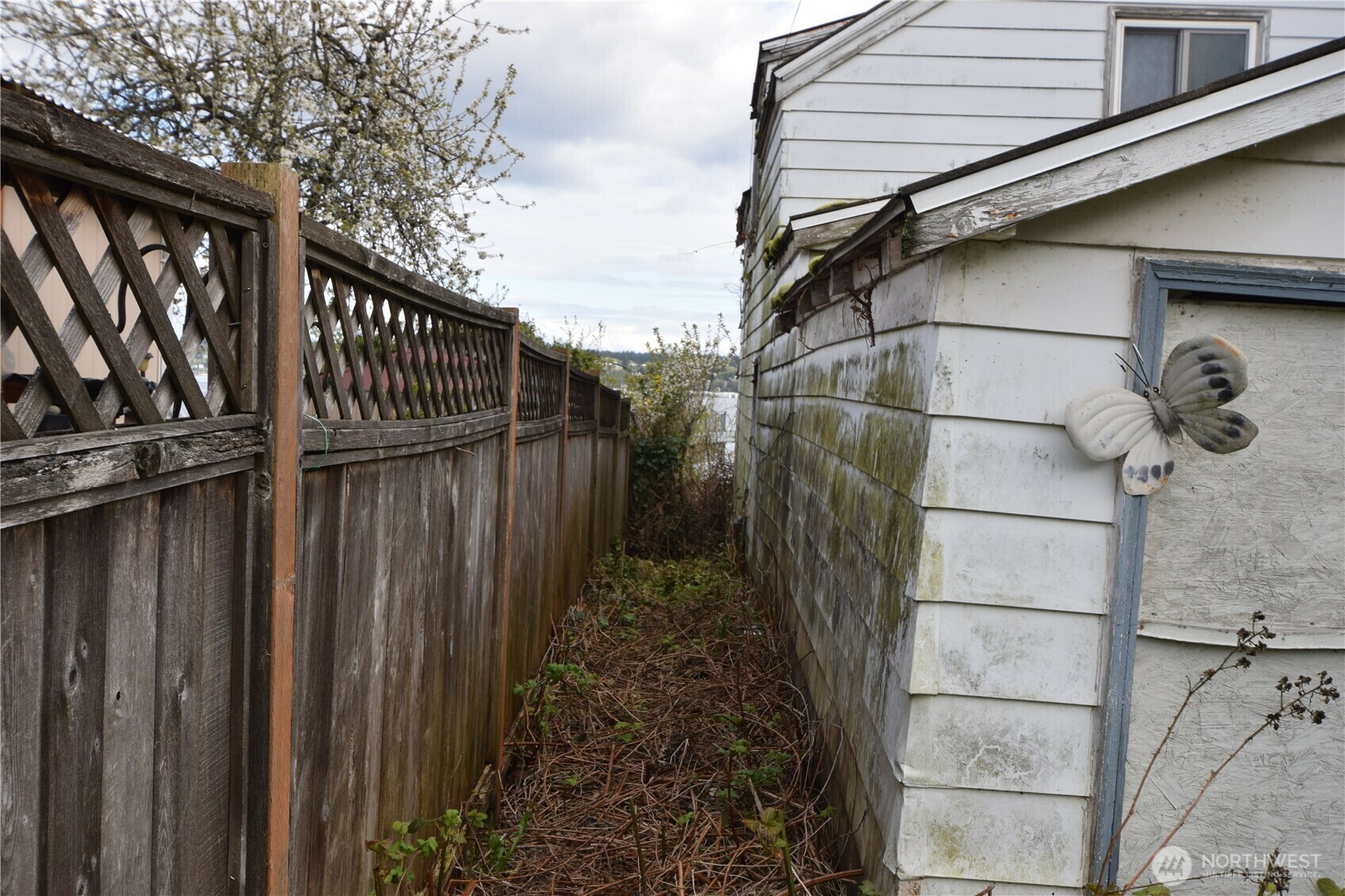 Property Photo: 4123 McCall Boulevard W WA 98312