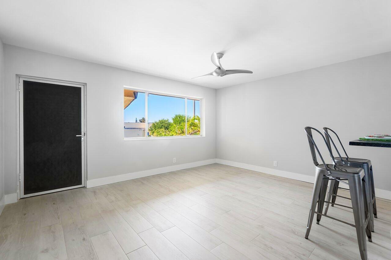 Property Photo: 400 Village Green Circle W 310 FL 33461