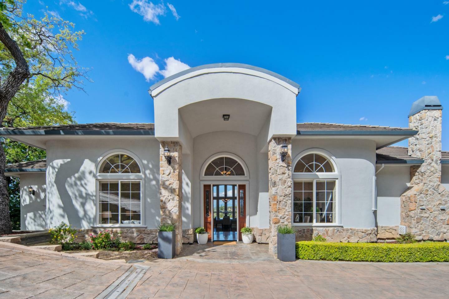Property Photo: 16060 Cerro Vista Drive CA 95032