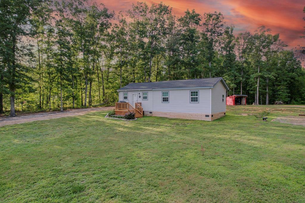 Property Photo: 6519 W James Anderson Hwy VA 24553