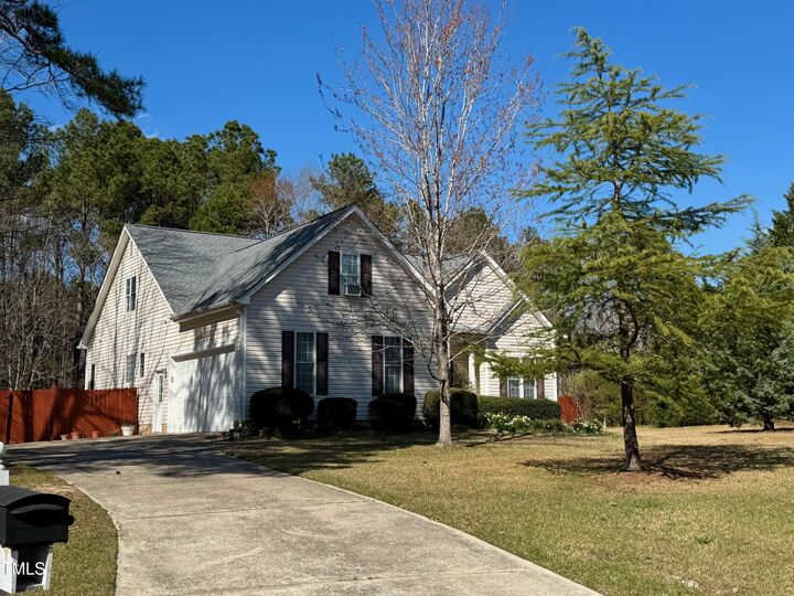 Property Photo:  20 Willows Den Court  NC 27596 