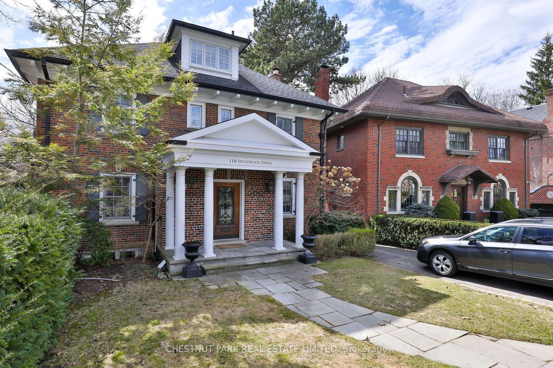 Property Photo: 118 Inglewood Drive ON M4T 1H5