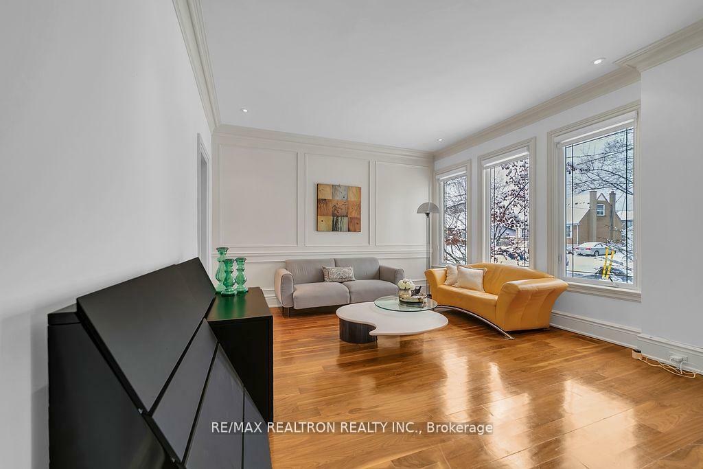 Property Photo: 35 Yorkdale Crescent ON M9M 1C2