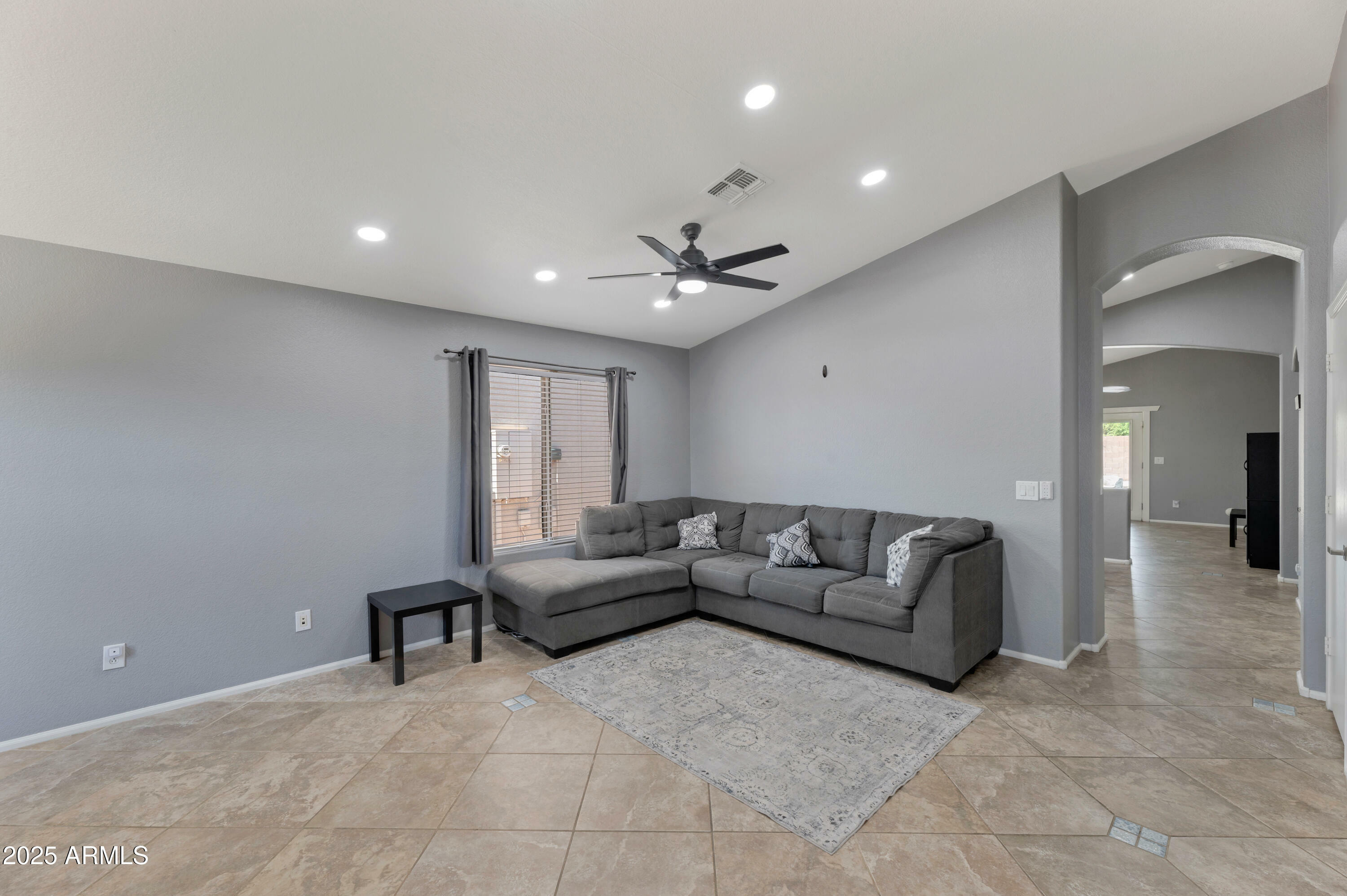 Property Photo: 8524 S 49th Lane AZ 85339