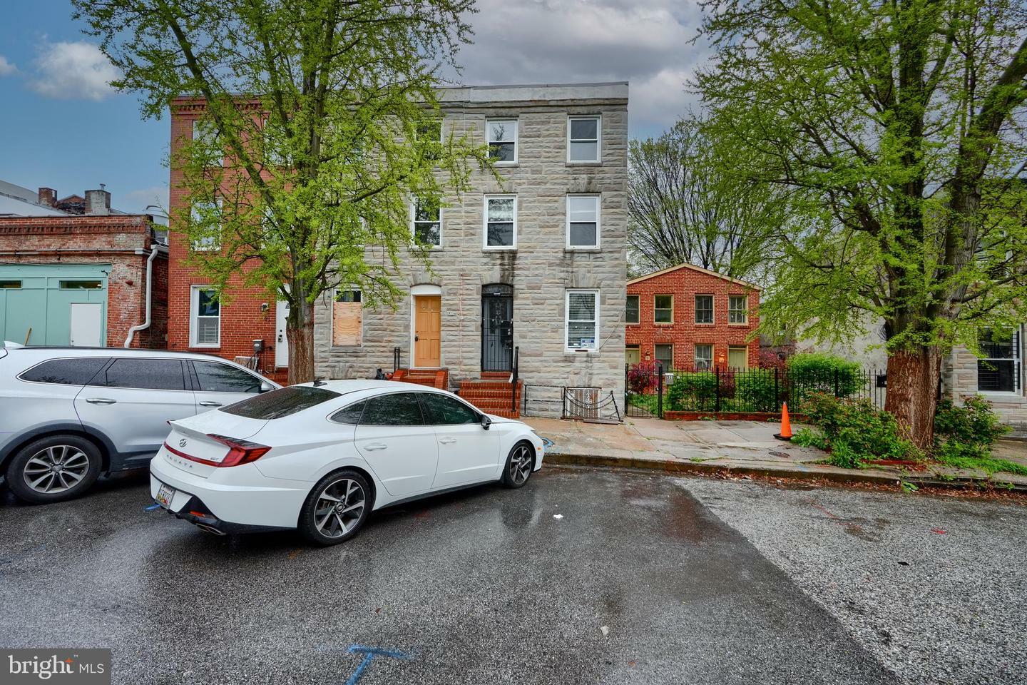 Property Photo: 49 S Carrollton Avenue MD 21223