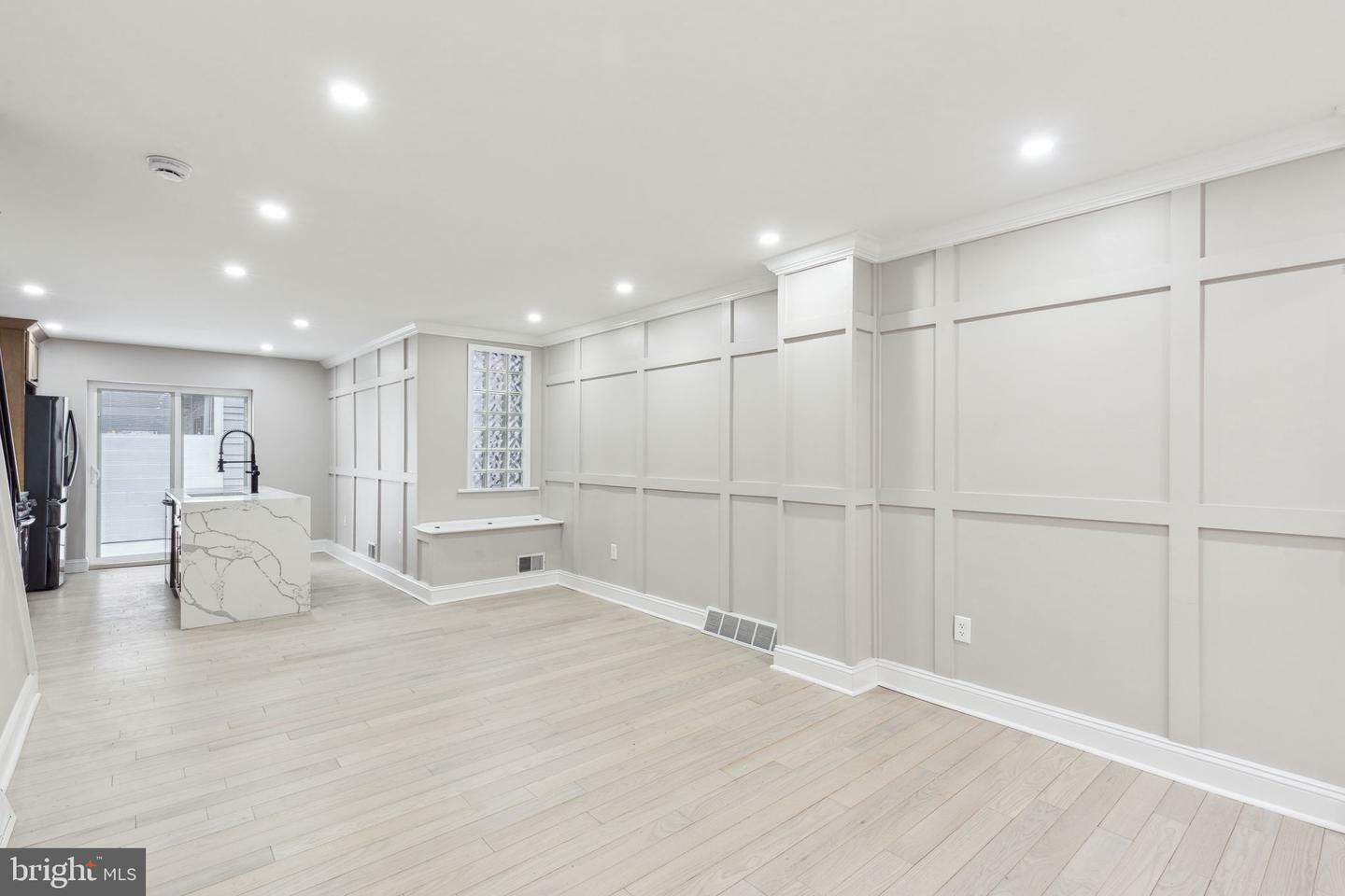 Property Photo: 925 S 18th Street PA 19146