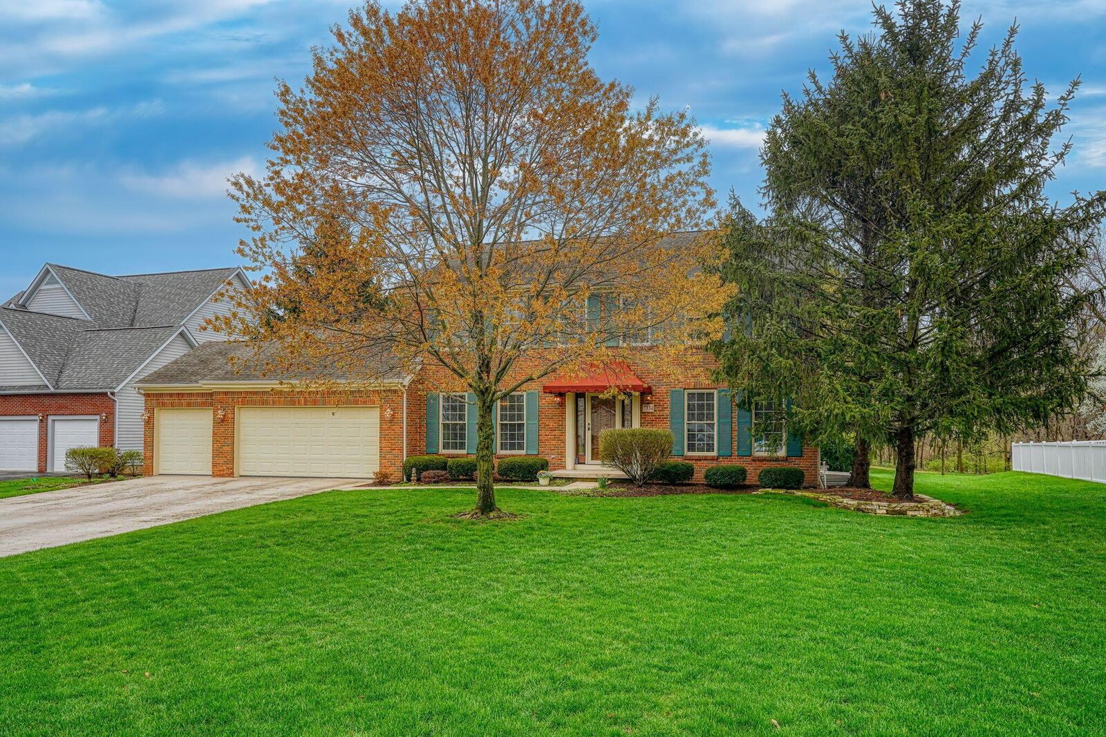 Property Photo:  7334 Crossett Court  OH 43110 