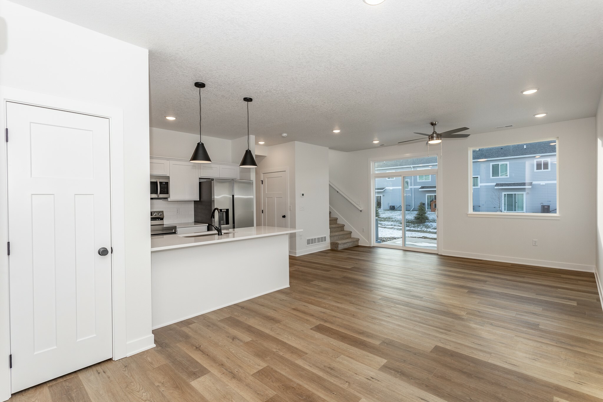 Property Photo: 806 Campusside Place IA 50211