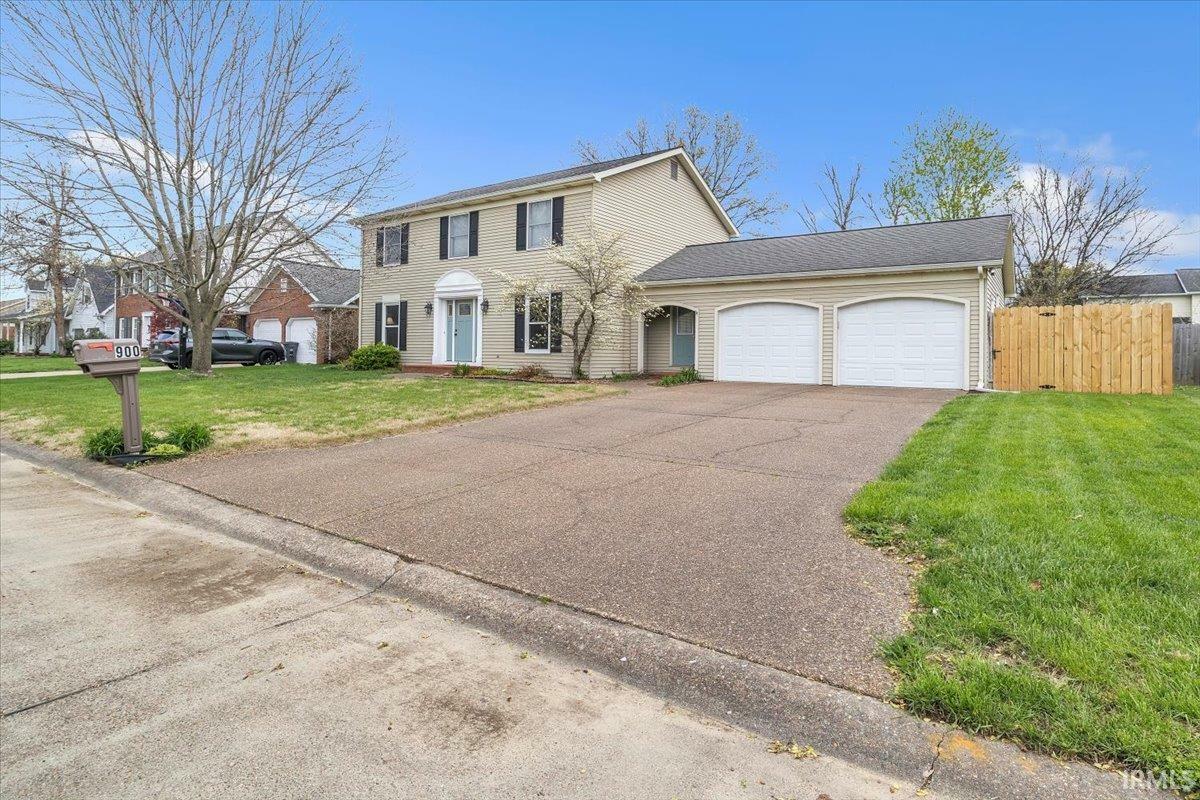 Property Photo: 900 Stahl Court IN 47715