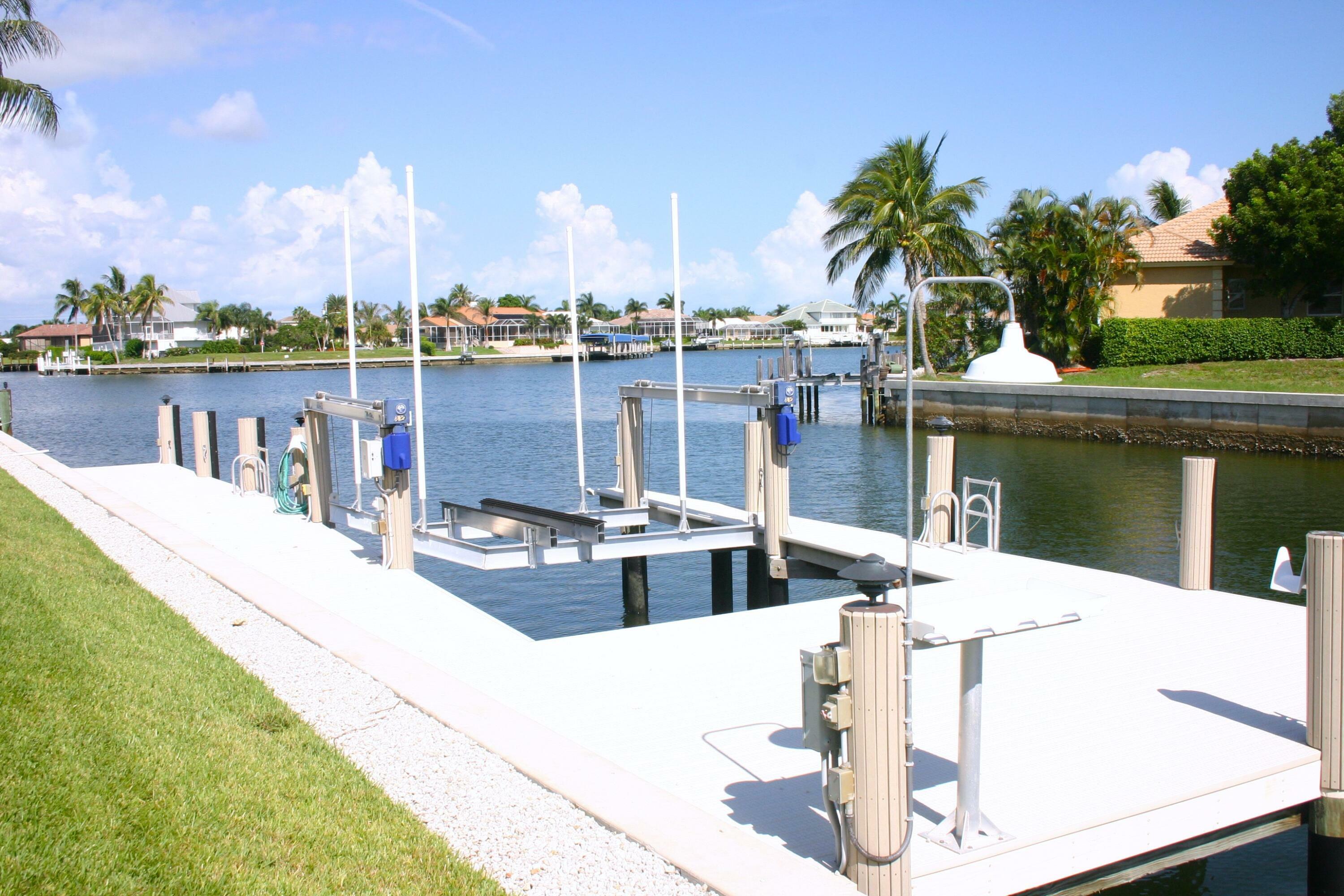 Property Photo: 971 Abaco Court FL 34145