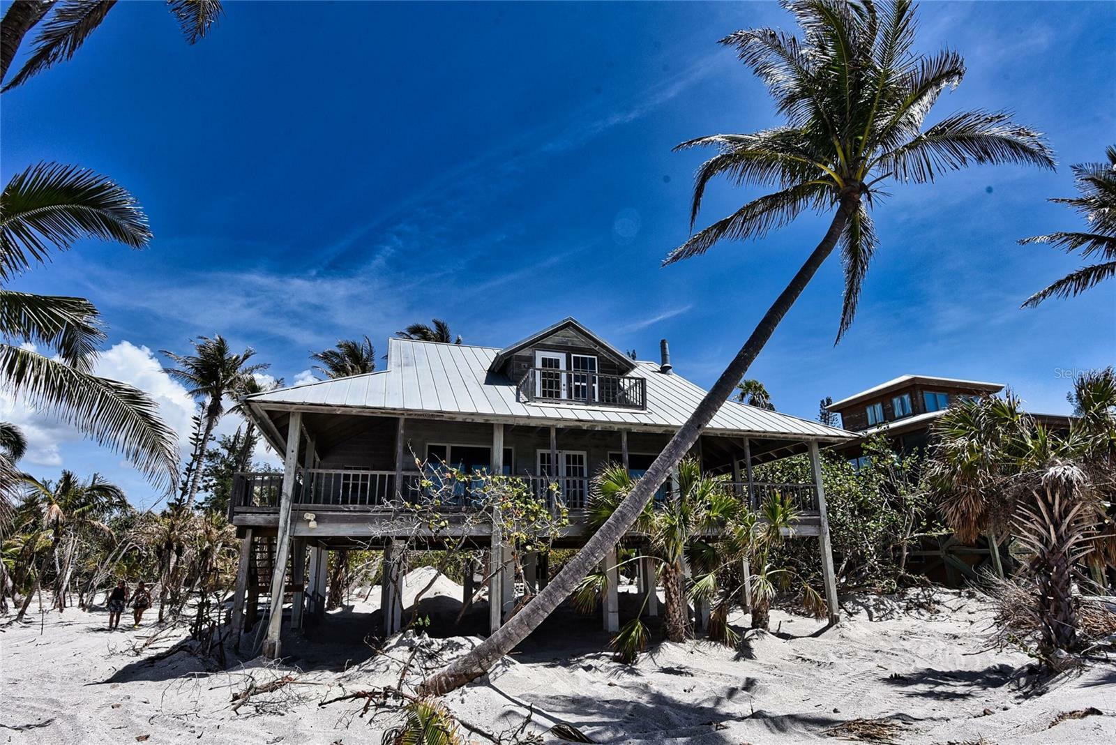 Property Photo: 8754 King Street FL 33946