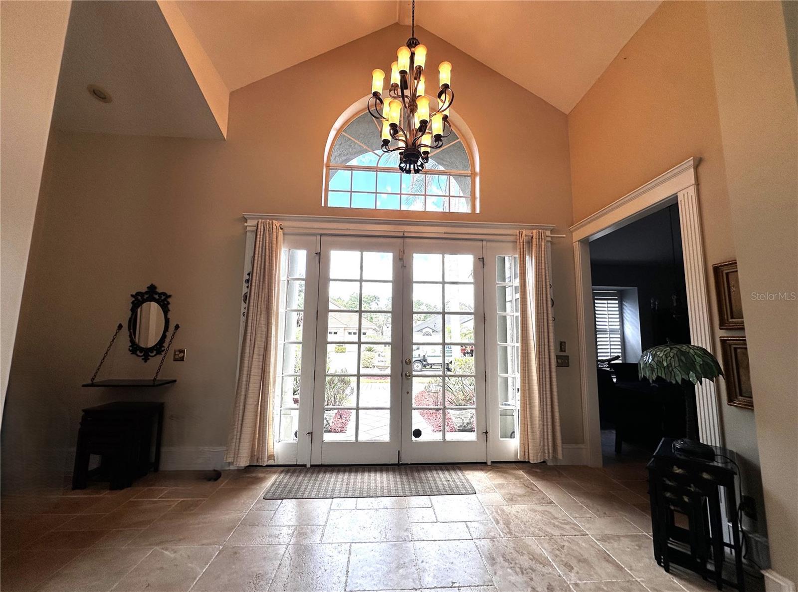 Property Photo:  8935 Jonathan Manor Drive  FL 32819 