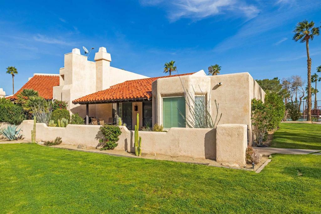 Property Photo: 202 Pointing Rock Drive 17 CA 92004