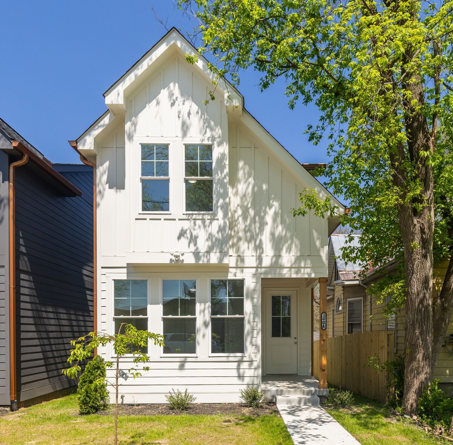 Property Photo:  340A Peachtree St  TN 37210 