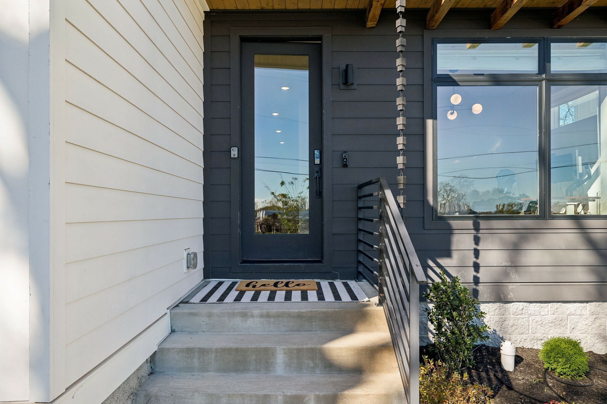 Property Photo: 1003B Alice St TN 37218