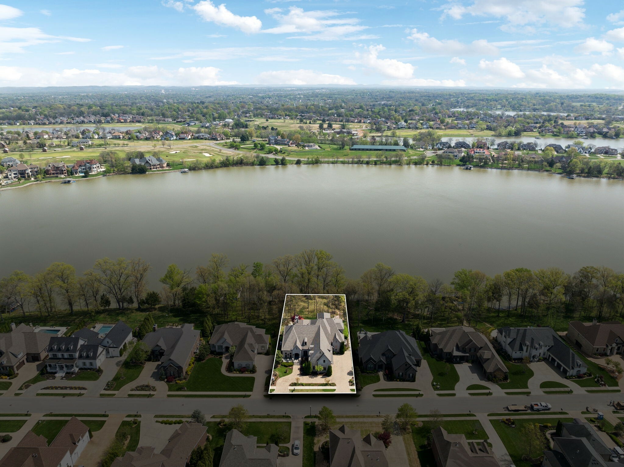 Property Photo: 1499 Boardwalk Pl TN 37066