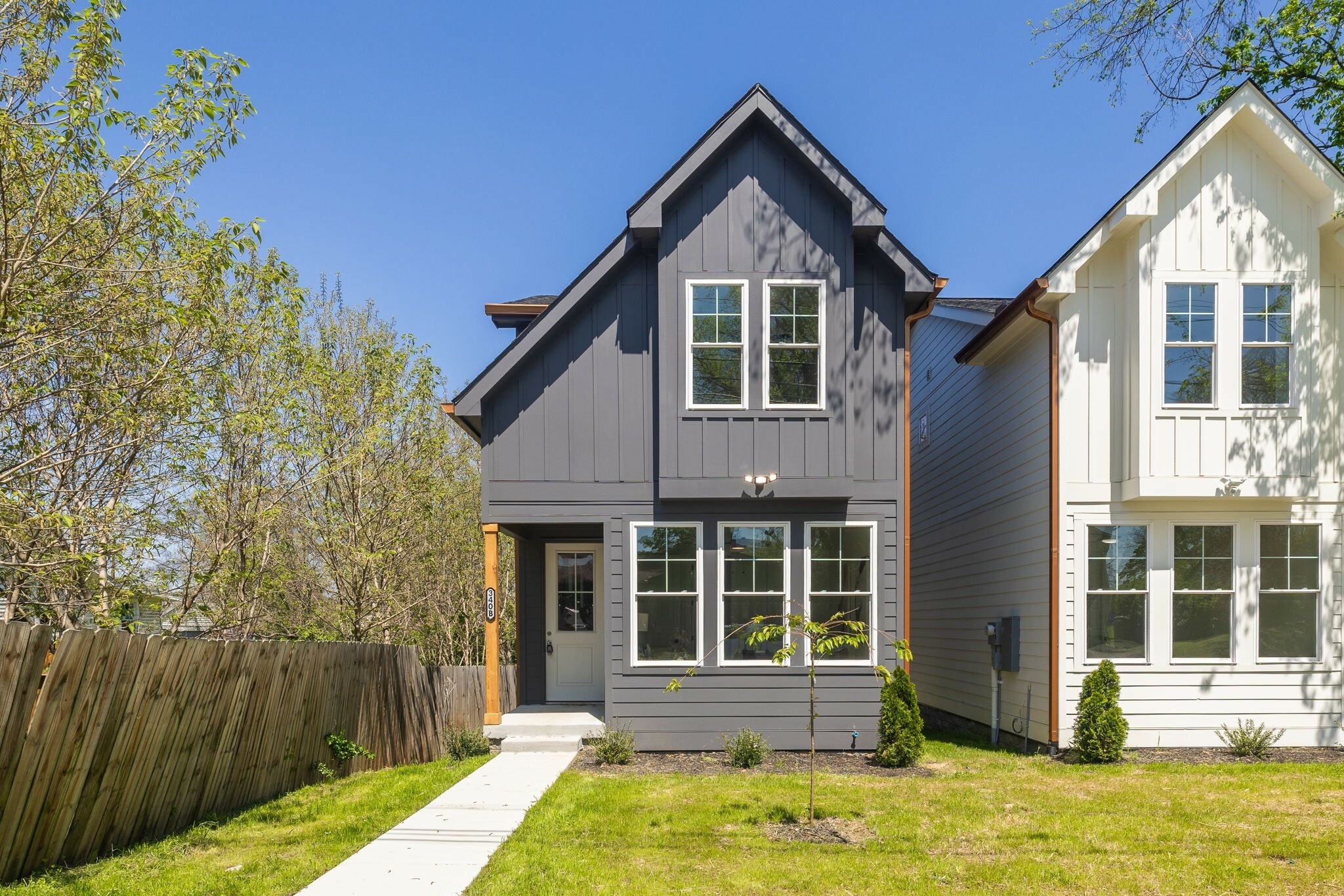 Property Photo: 340B Peachtree St TN 37210