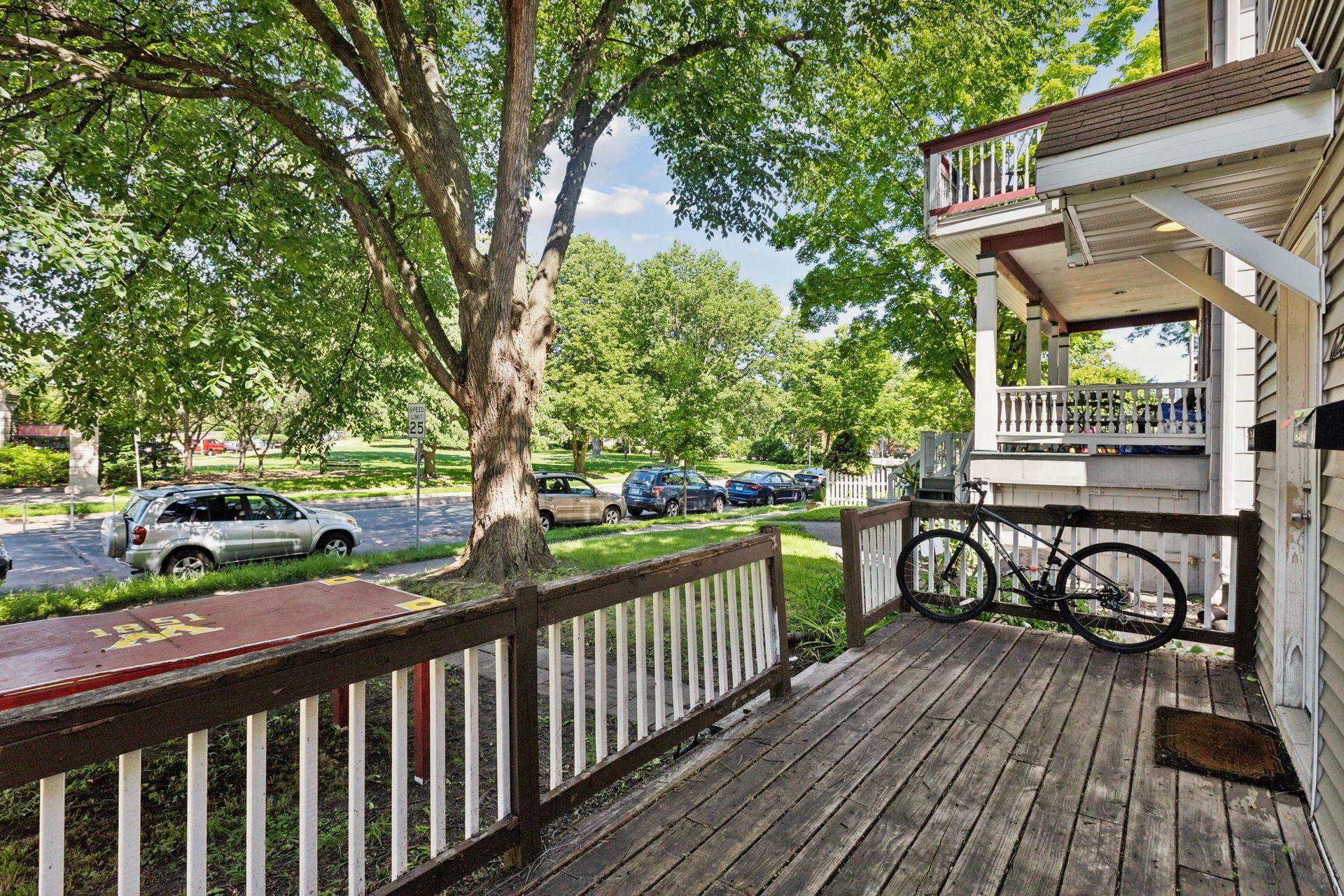 Property Photo: 629 Oak Street SE MN 55414