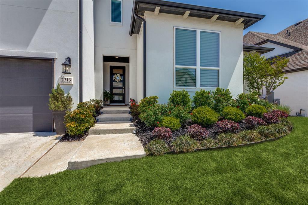Property Photo: 2313 Sandlin Drive TX 76008