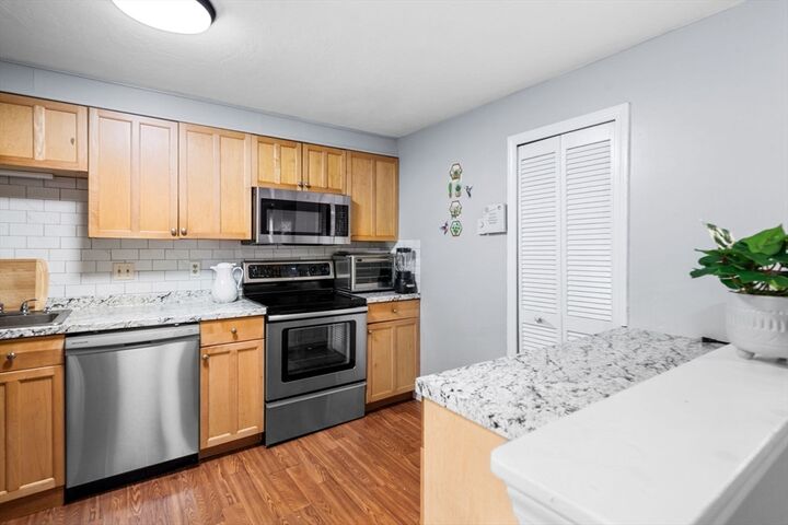 Property Photo:  11 Gibbs St C40  MA 01607 