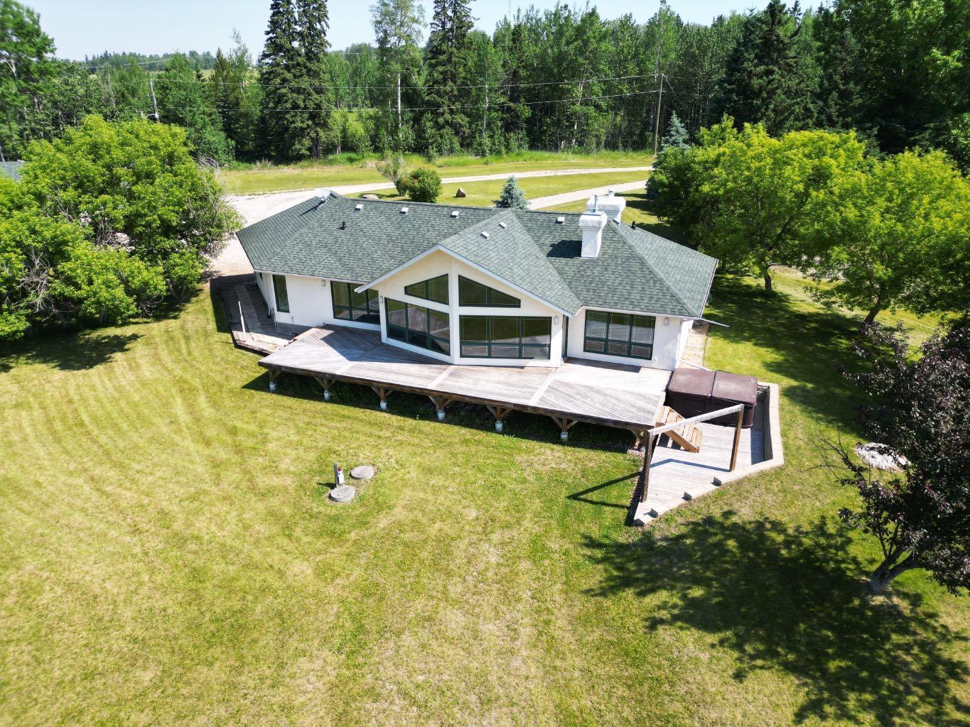 Photo de la propriété: 6701 15 Avenue AB T7E 1S3