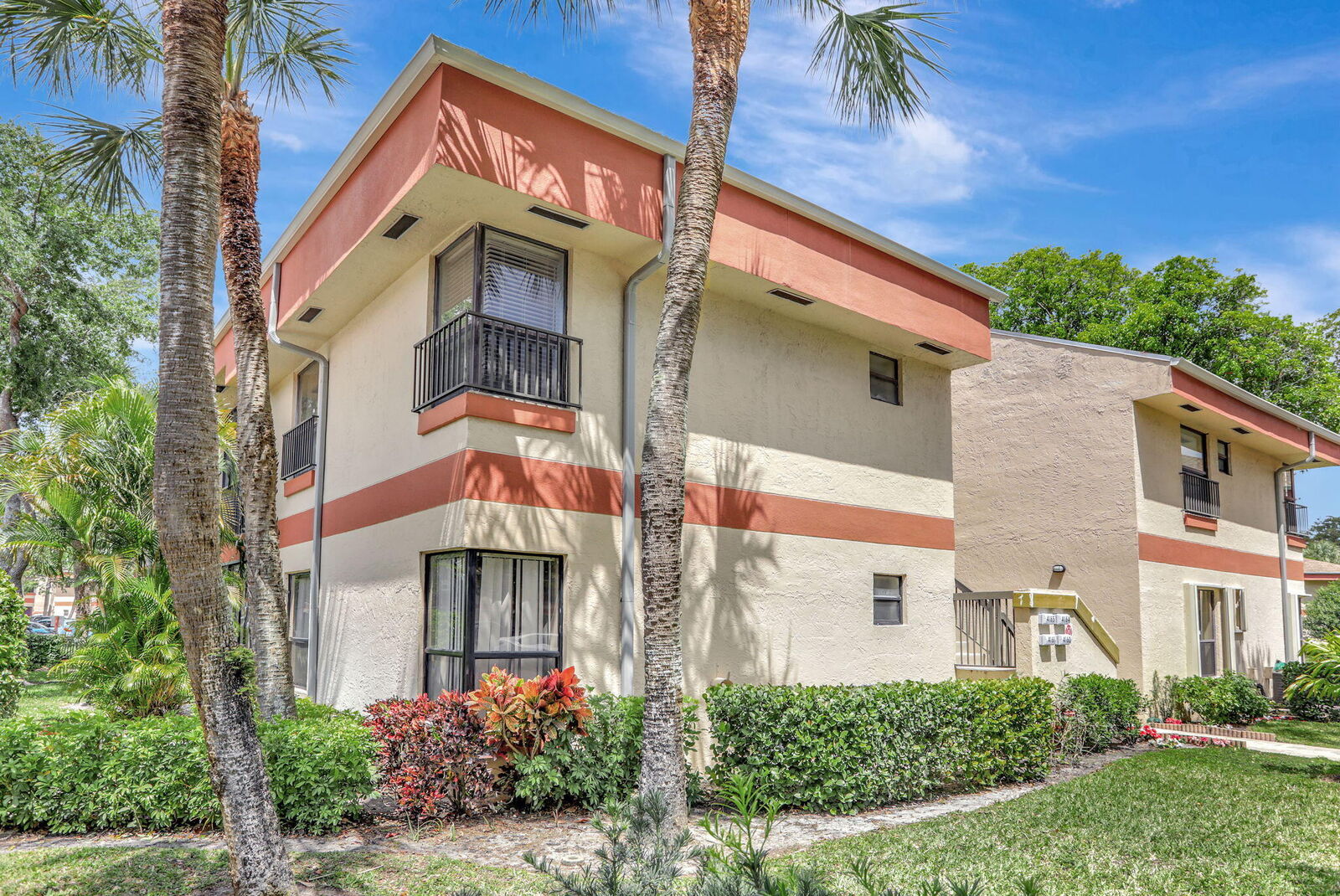 Property Photo: 4165 Carambola Circle S 2162 FL 33066