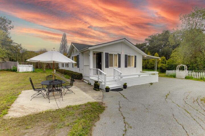Property Photo:  9345 Prunedale South Road  CA 93907 