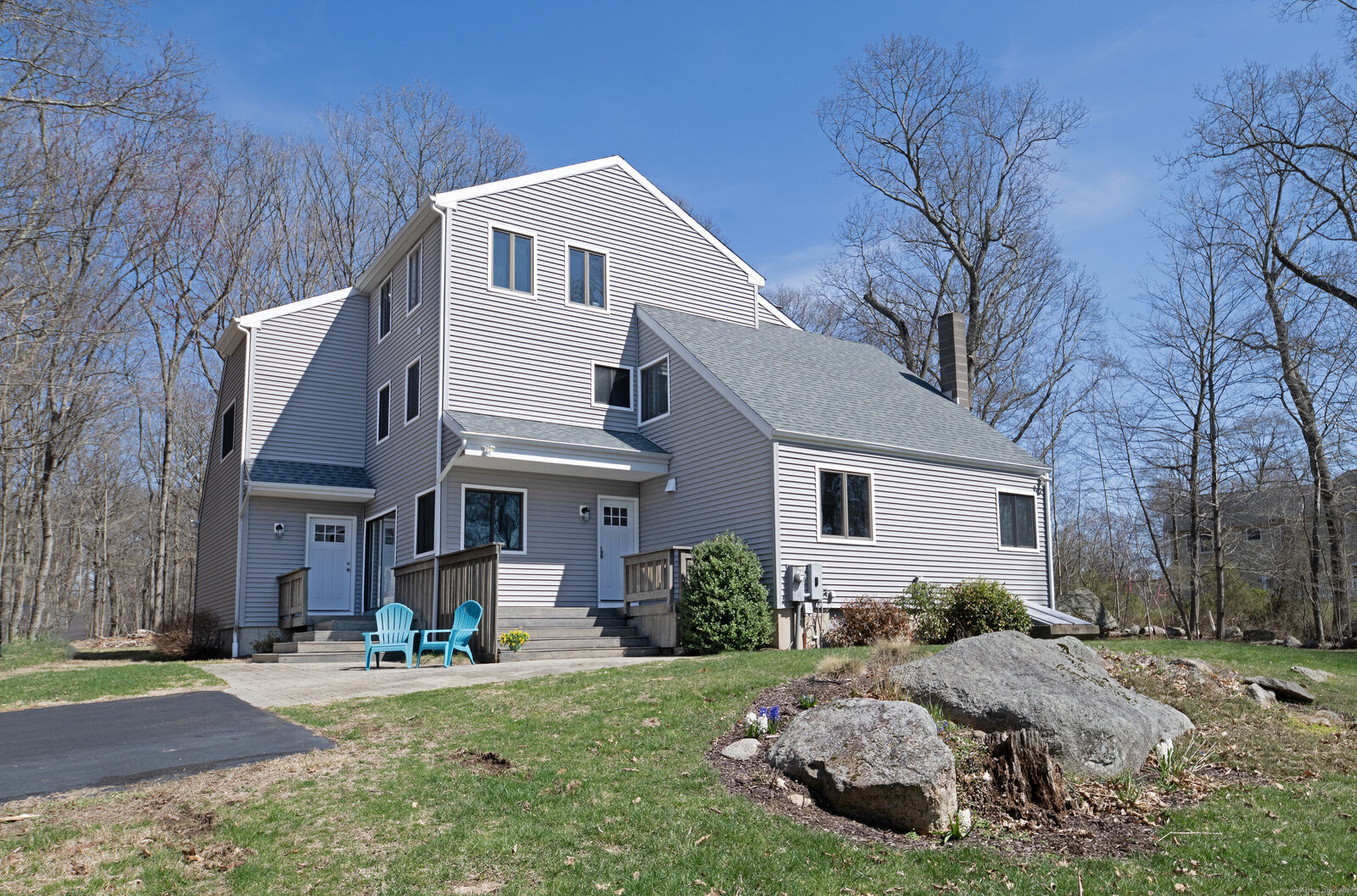 Property Photo:  170 Barker Hill Drive  CT 06437 