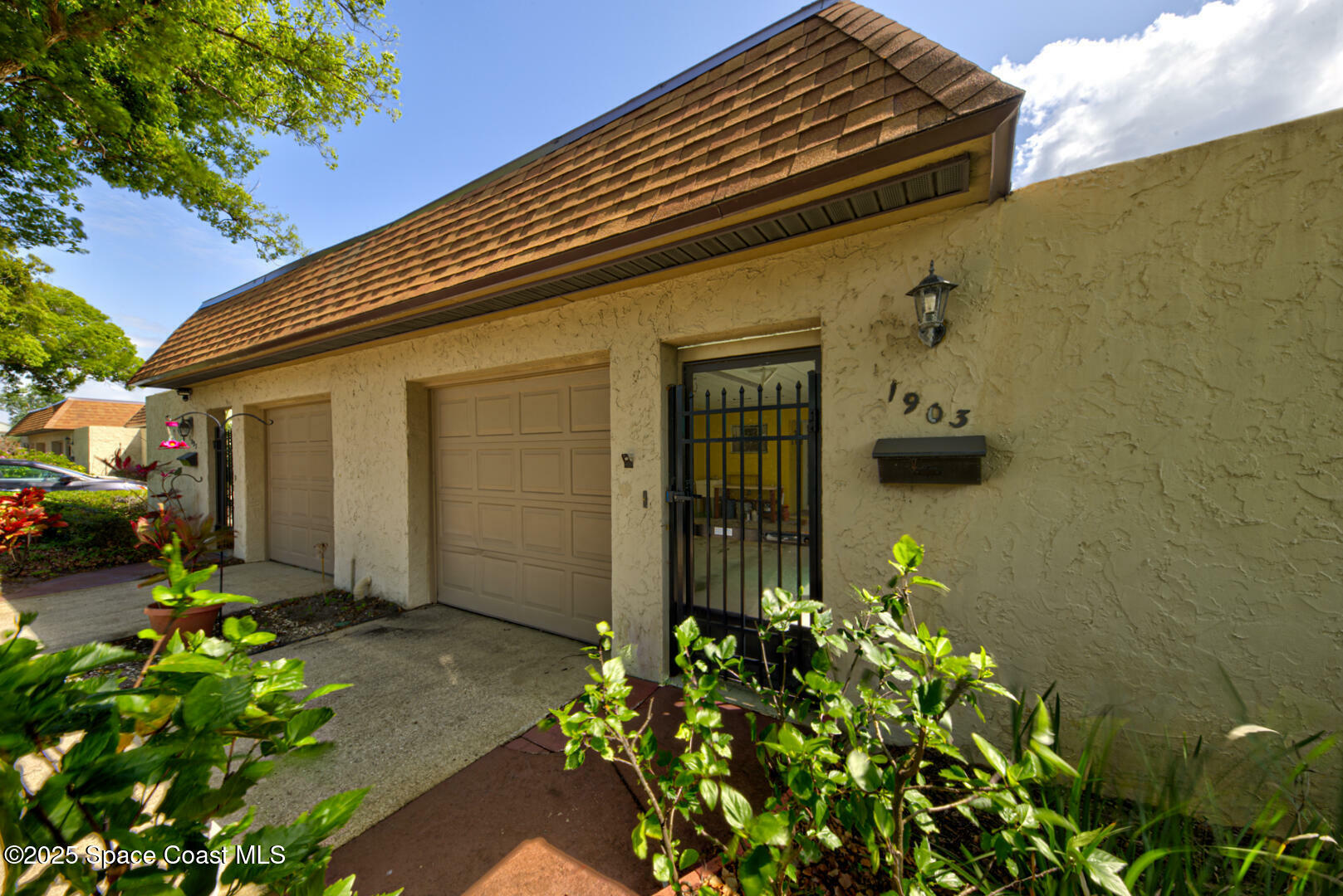 Property Photo: 1903 Harrison Street FL 32780