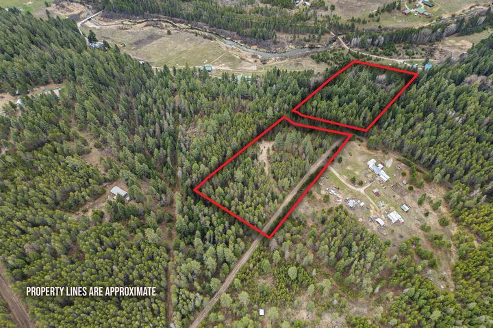Property Photo:  1901 Pines Rd  WA 99156 