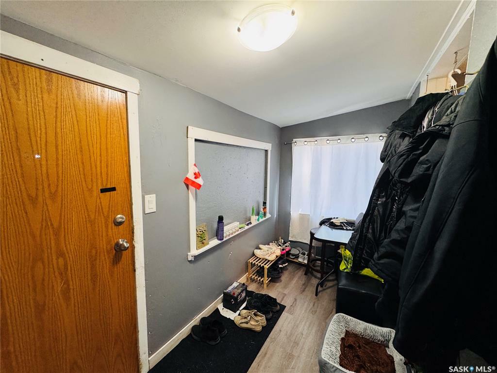 Property Photo: 1521 B Avenue N SK S7L 1G9