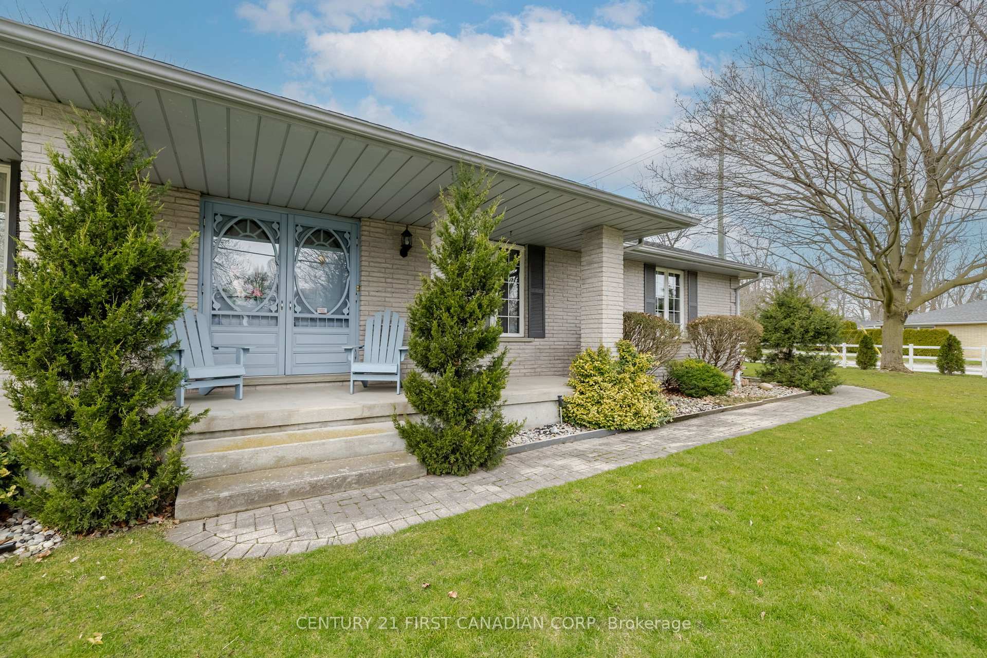 Property Photo: 196 Hull Road ON N7G 3P2