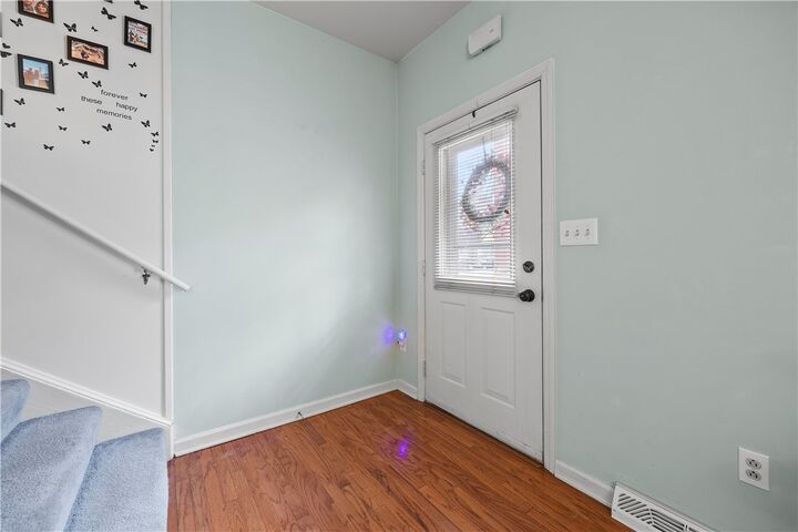 Property Photo:  51 S 17th St  PA 15203 