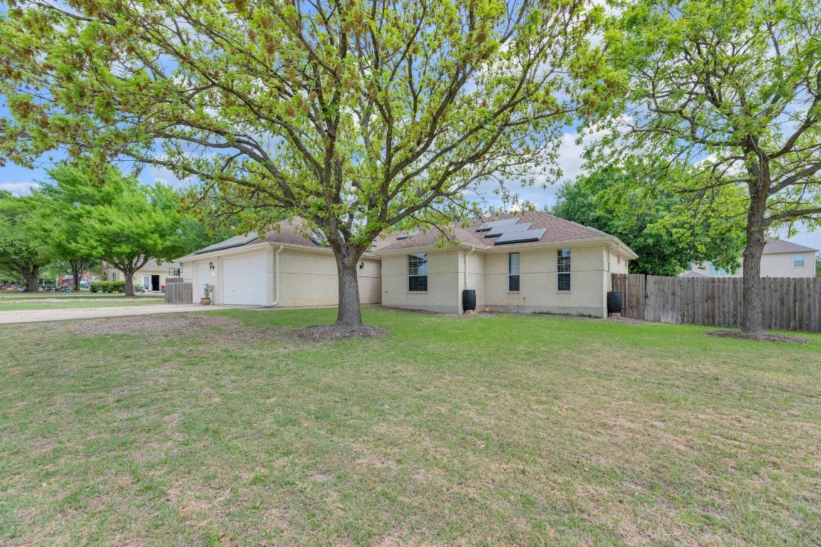 21101 Apache Plum Lane  Pflugerville TX 78660 photo