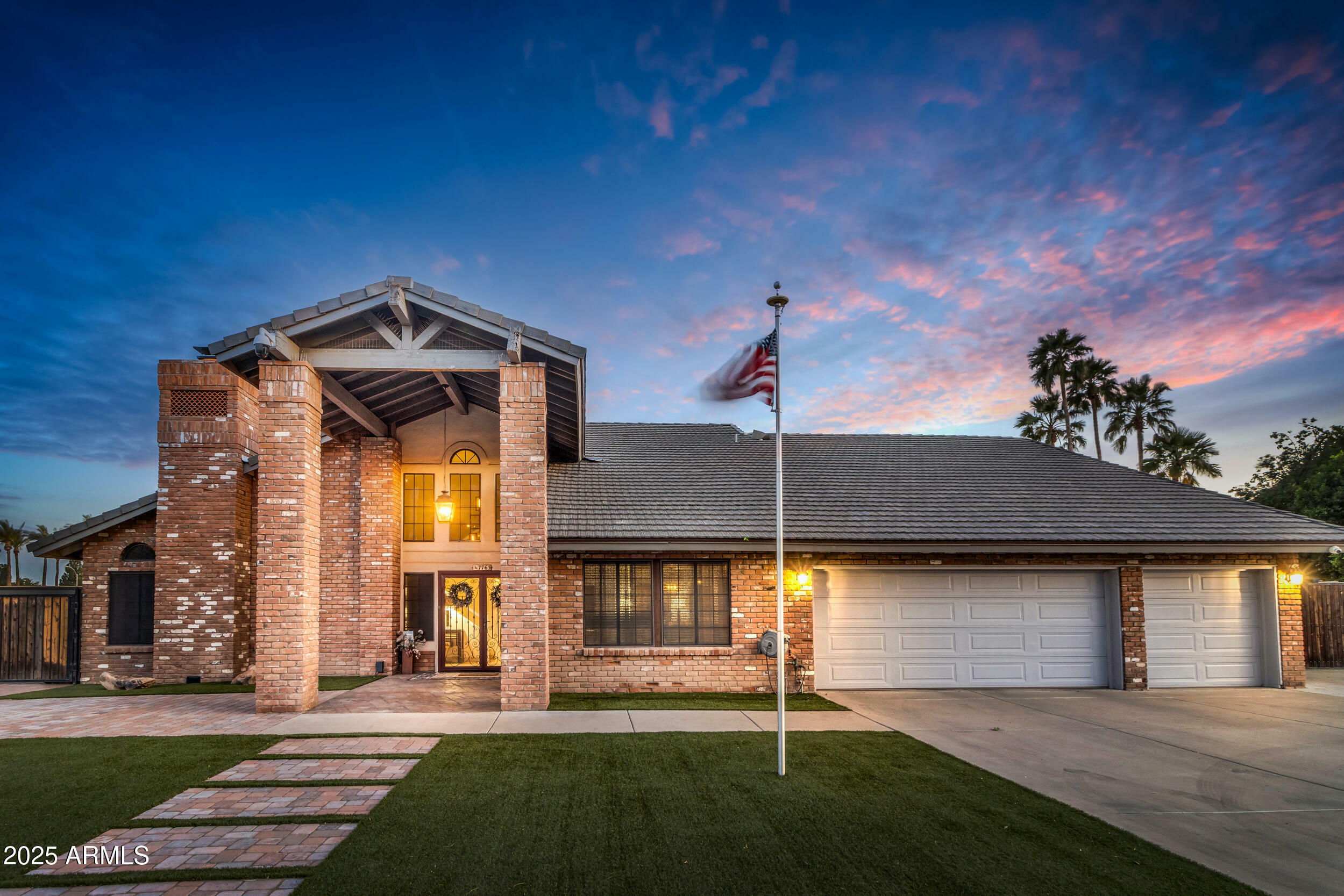 Property Photo: 7763 W Libby Street AZ 85308