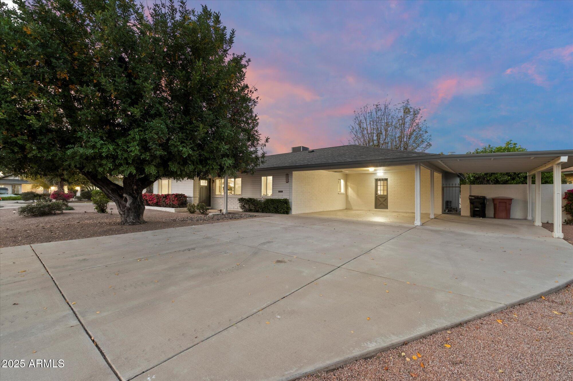 8228 E Oak Street  Scottsdale AZ 85257 photo
