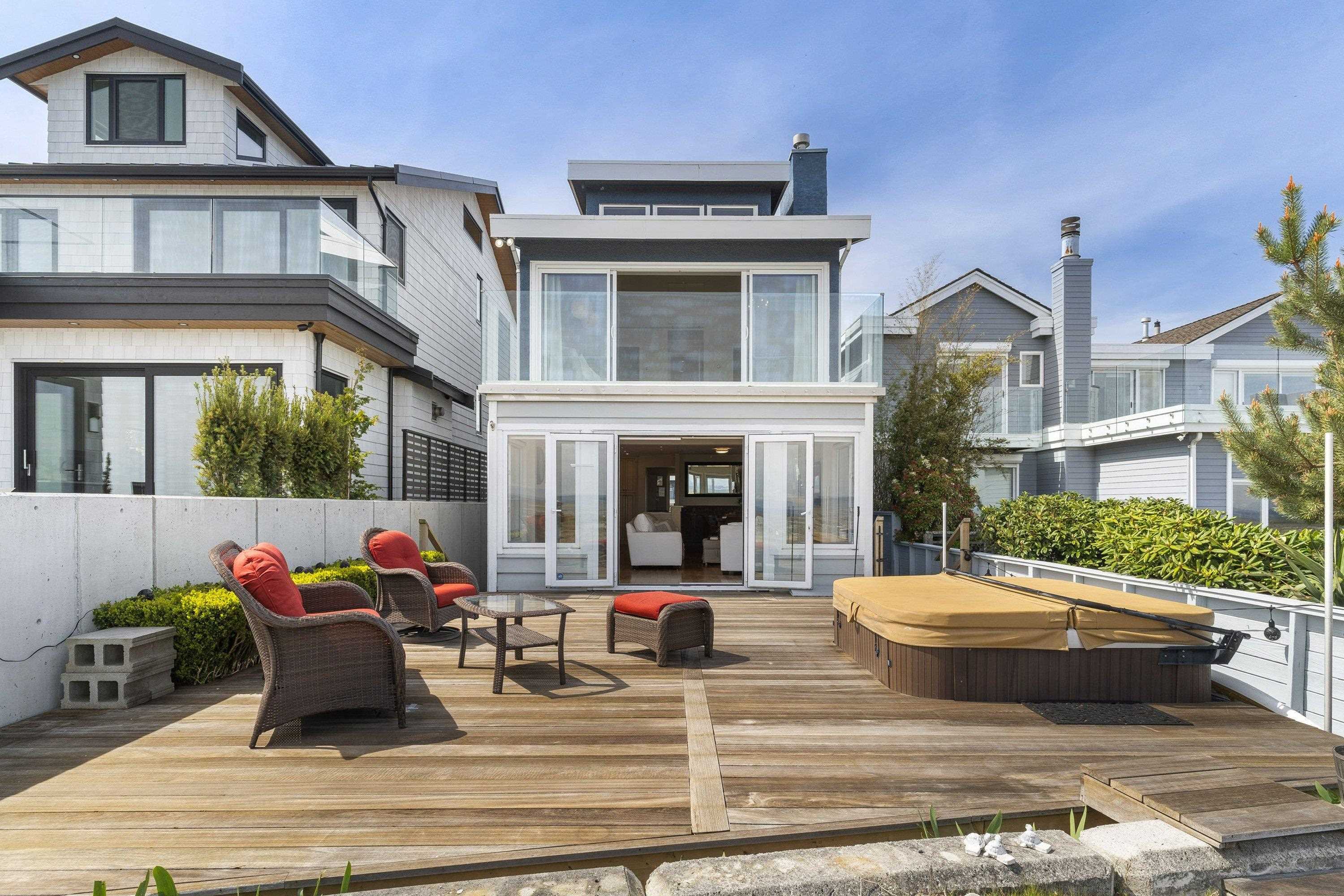 Property Photo: 286 Centennial Parkway BC V4L 1K5