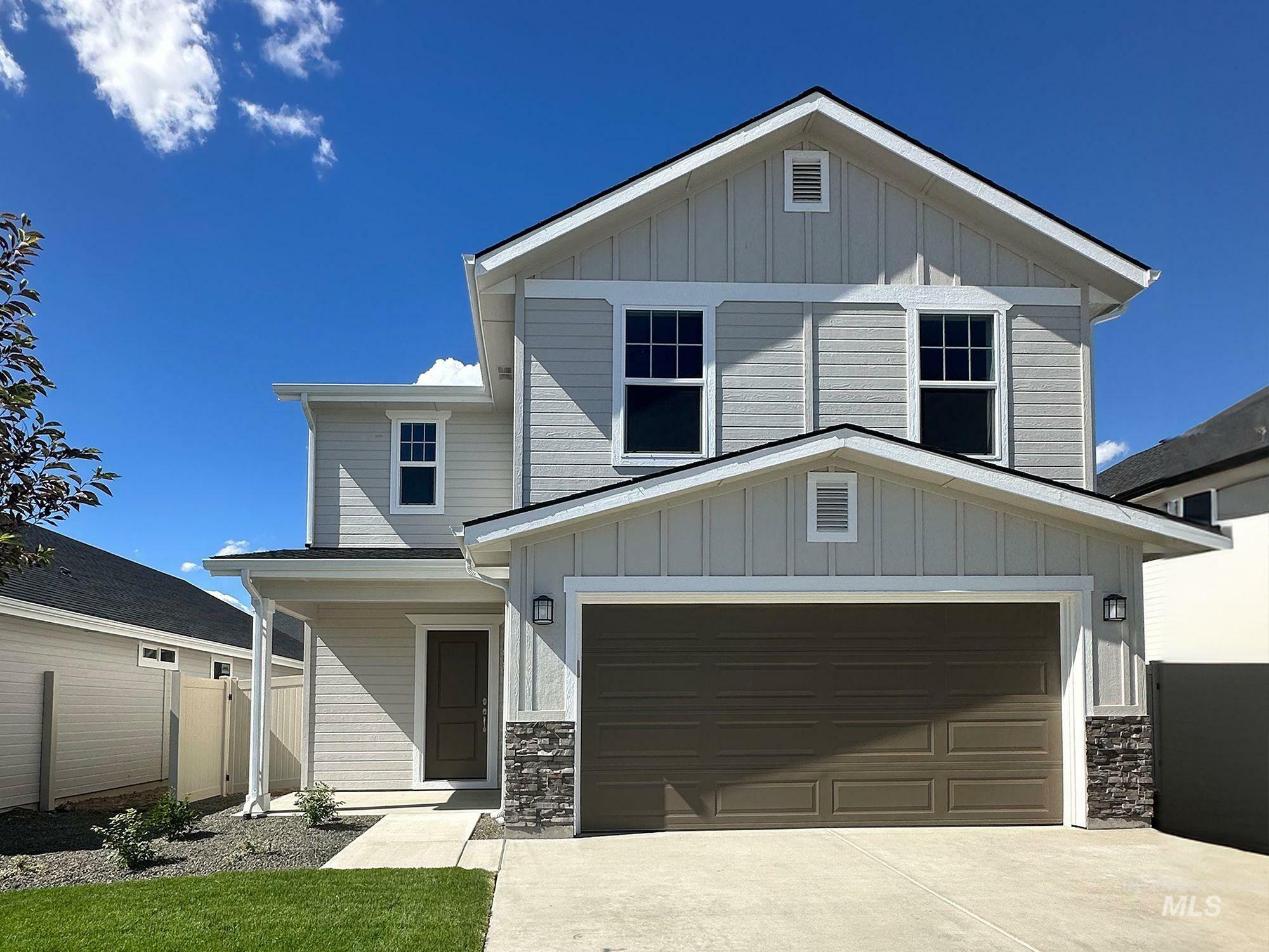Property Photo: 280 W Willow Dale Dr ID 83634
