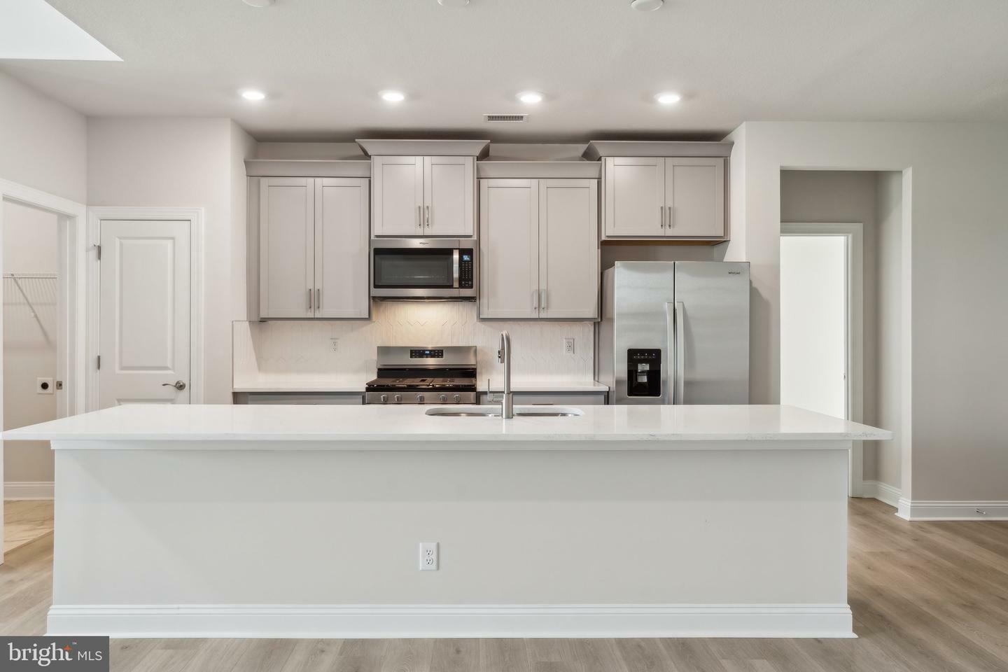 Property Photo: 1228 Treviso Bay VA 23188