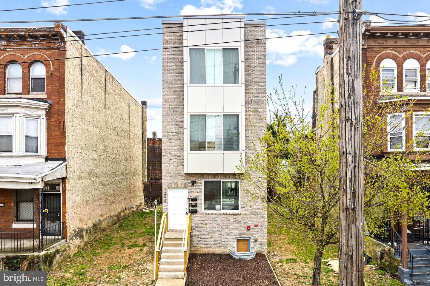 Property Photo: 1204 W Erie Avenue PA 19140