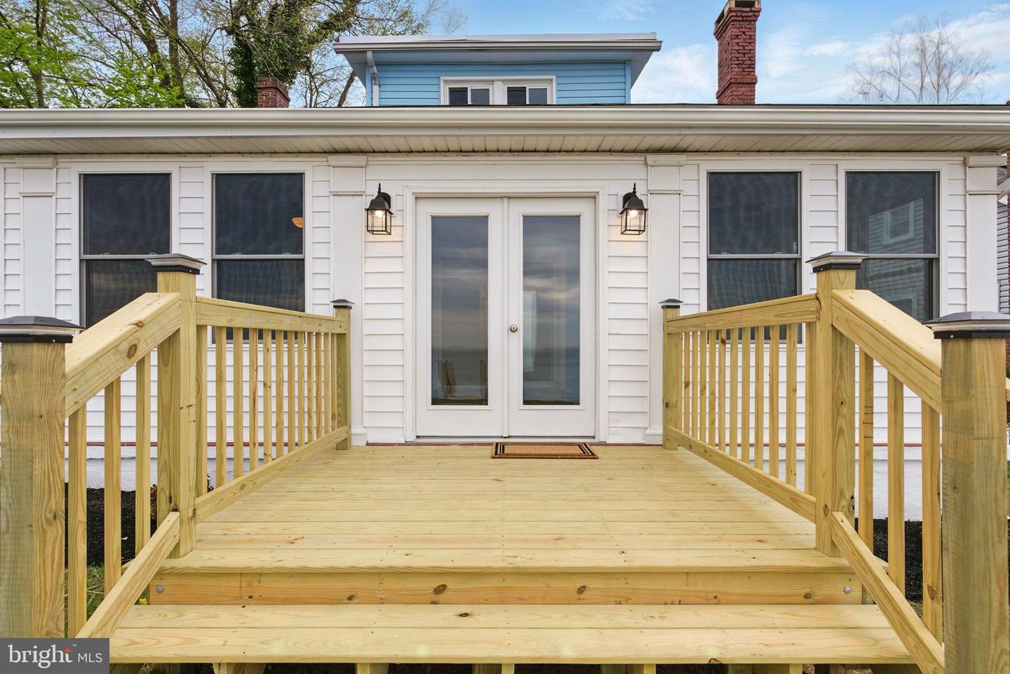 Property Photo:  305 Bay Front Drive  MD 21122 