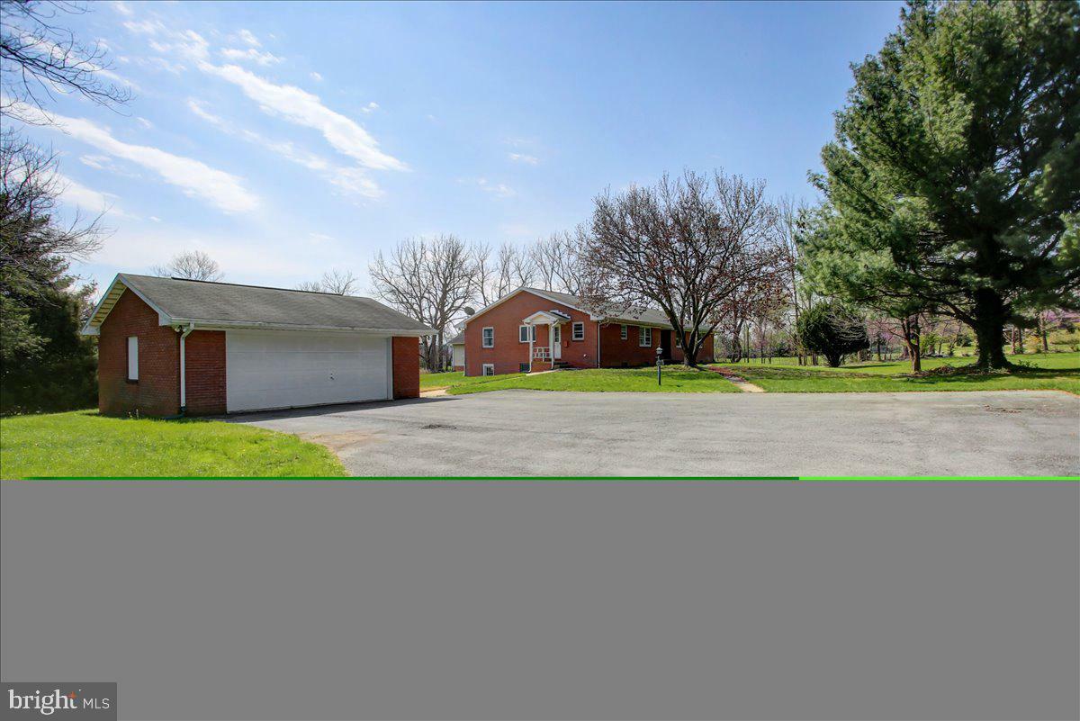 Property Photo: 201 Myrtle Avenue PA 17268