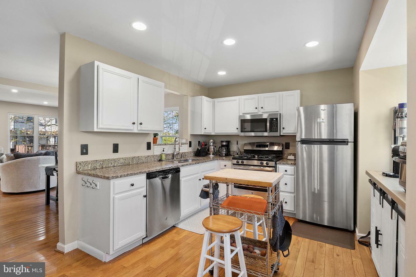 Property Photo: 20719 Apollo Terrace VA 20147