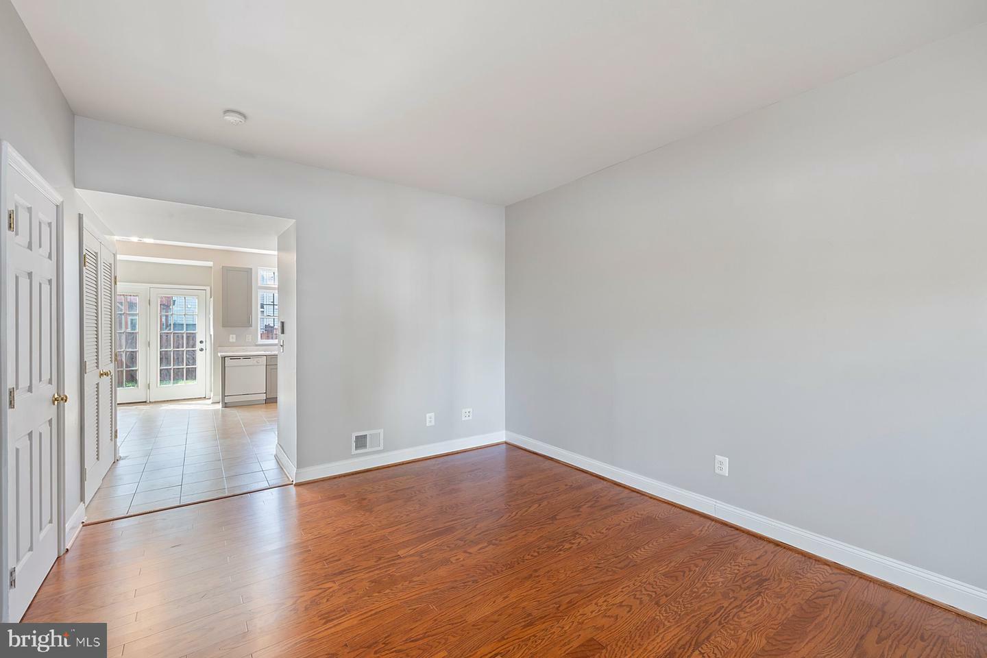 Property Photo: 44479 Potter Terrace VA 20147
