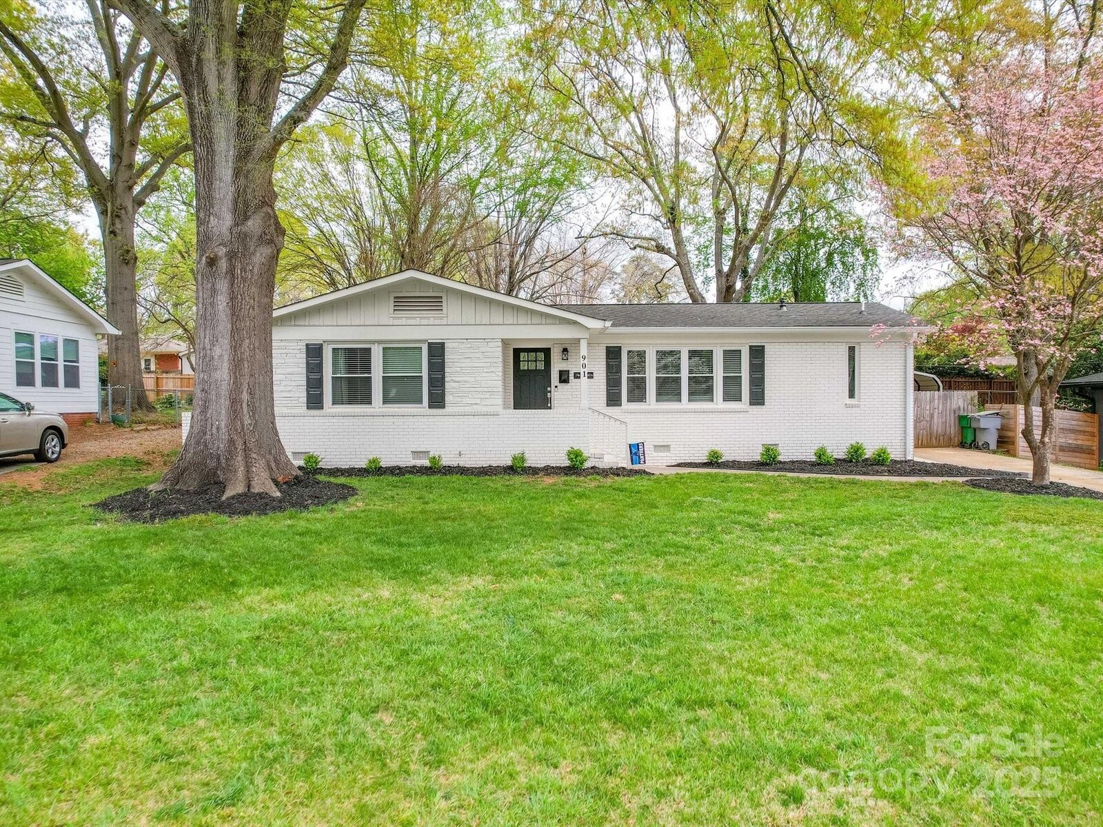 Property Photo:  901 Burnley Road  NC 28210 