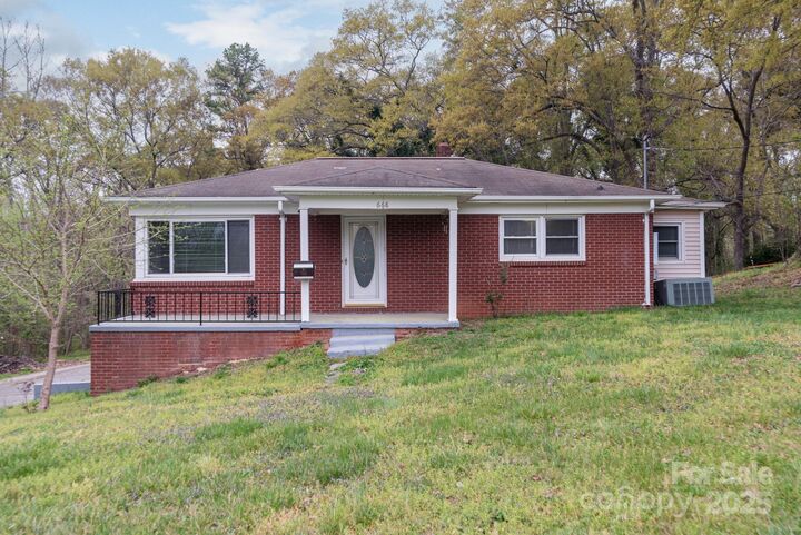 668 Riverside Drive  Lincolnton NC 28092 photo