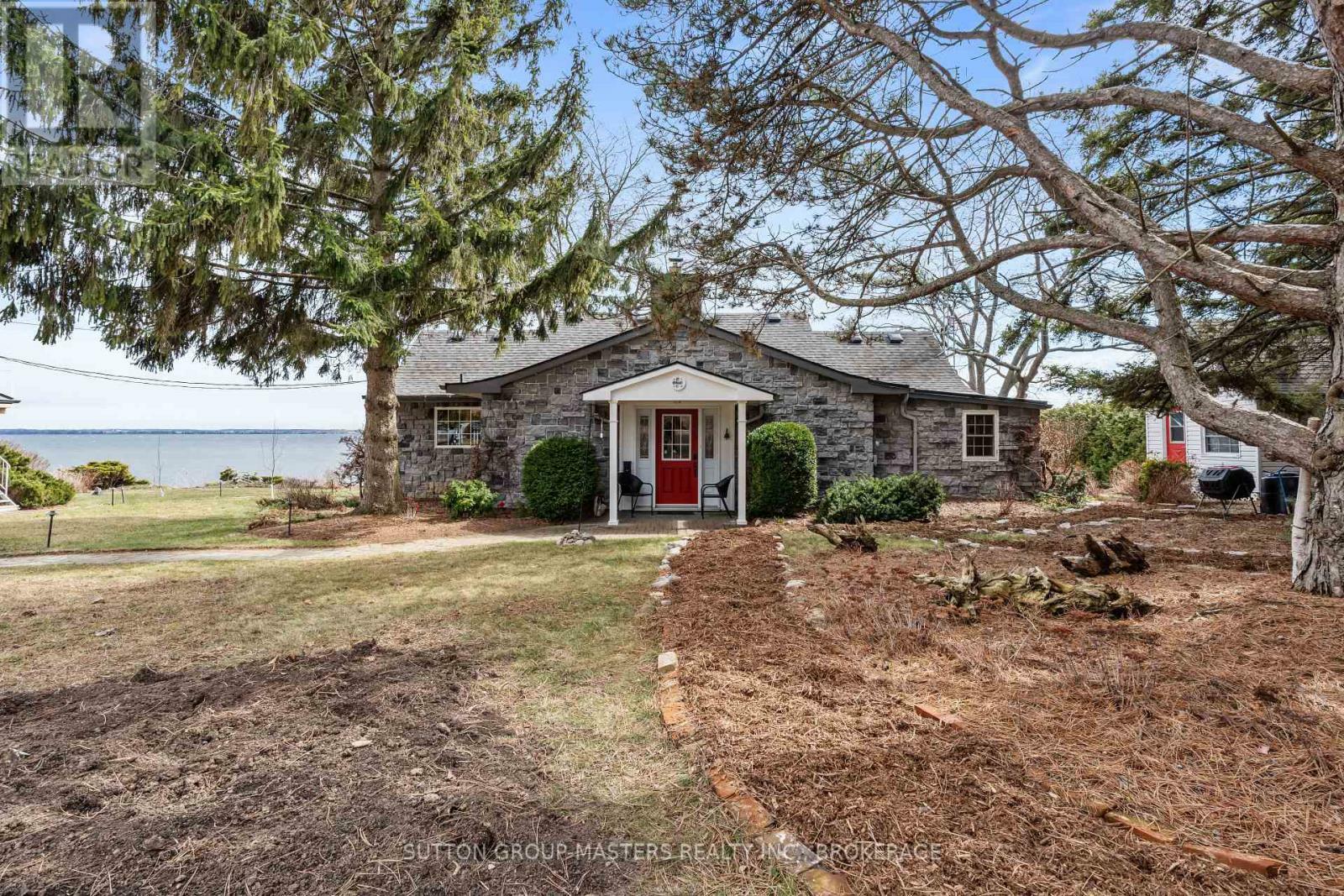 Property Photo: 5540 Bath Road ON K0H 1G0